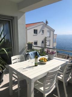 Villa Dani Sea & Pool Apartments - Trogir - 5