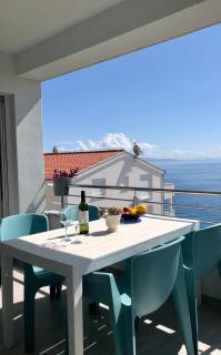 Villa Dani Sea & Pool Apartments - Trogir - 9