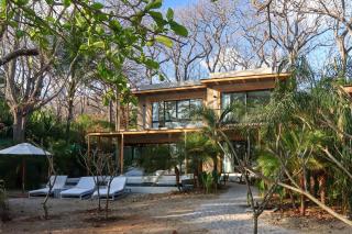 Luxury Beachfront Villa with private pool at Nantipa - Santa Teresa Beach - 4