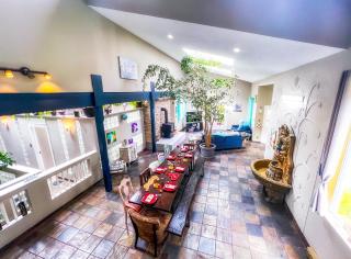 Wonderland Adventure Home - UNIQUE STAY With Hot Tub & Pond - 7