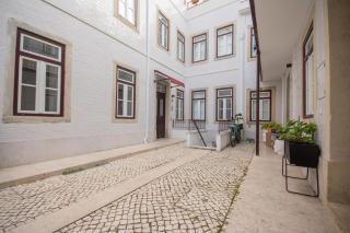Charming Apartment in Private Condominium at Graça - Lisbona - 3