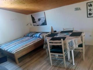 Angela Apartments -Lopar - Lopar - 9