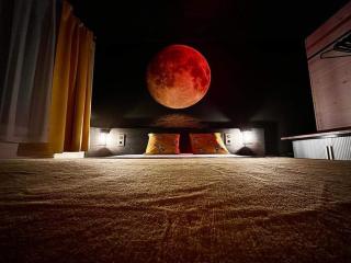 Księżycowy Domek Nad Potokiem - 1