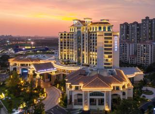 Atour Hotel Zhongshan West Xingzhong Plaza - Zhongshan - 0
