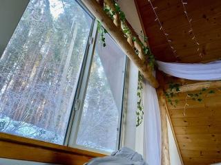 Sweet getaway in private Giant Sequoia Grove! - 4