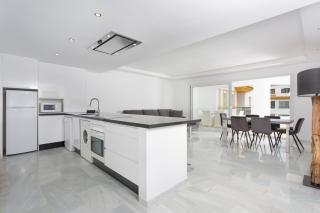 B51 Executive Flats Marbella - Marbella - 3