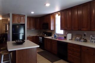 Camp Rampe Lakefront Cabin - New Tazewell - 5