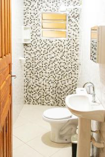 Incrivel casa com churrasqueira em Ubatuba, SP - Ubatuba - 1