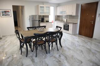 Catherine's Comfort Apartment No1 - Laurio - 4