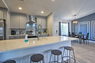 Pet-Friendly Scottsdale Oasis with Pool and BBQ! - Phoenix - 2