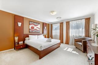 KOZYGURU Westleigh Spacious Home with 4 Beds NWE039 - Thornleigh - 7