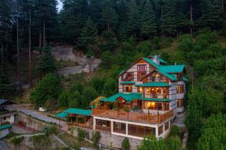 StayVista at The Imperial Estate 5BHK villa in Manali - Nagar - 4
