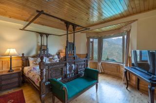 StayVista at The Imperial Estate Luxurious Palace in Manali - 8
