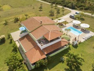 Adorable apartment with swimming pool and terrace - Ljubač - 7