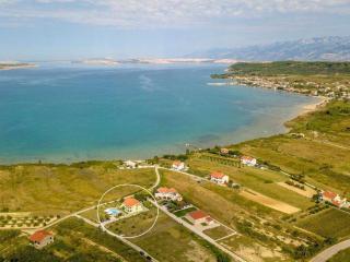 Adorable apartment with swimming pool and terrace - Ljubač - 4