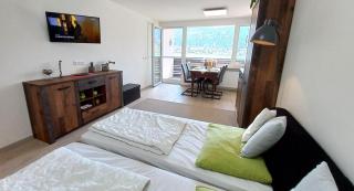 ANNA Seeblick Appartement, Haus Hänsel&Gretel am Ossiachersee mit direktem Seezugang, Hallenbad - Bodensdorf - 4