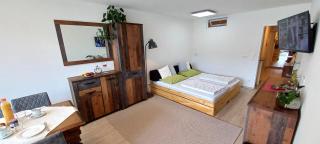 ANNA Seeblick Appartement, Haus Hänsel&Gretel am Ossiachersee mit direktem Seezugang, Hallenbad - Bodensdorf - 1