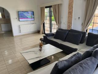 Villa Ocean Stones 1Km From Main Coral Bay Beach - Peyia - 1
