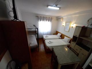 DBV Guesthouse - Lagos - 7