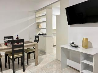 City Center, Cozy Apartment with a Stunning View - No 2 - Kos - 4