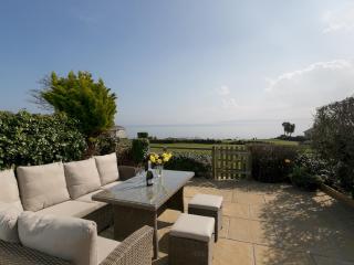 Pass the Keys Cozy 3 Bedroom Cottage with stunning Sea View - Moelfre - 0