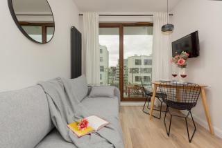 Forum Wola Jana Kazimierza Apartment by Noclegi Renters - 1