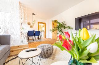 Ferienhaus mit 2 Wohnungen - ideal für Familien & Gruppen - Burgkunstadt - 0