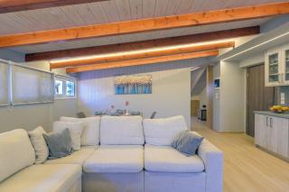 Contemporary Attic - 5