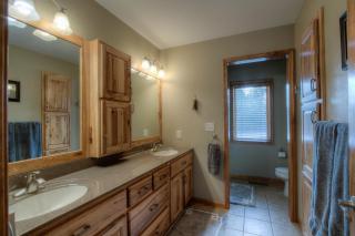 Boulder Canyon Lodge - Sturgis - 3