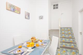 Brezza Marina-Authentic Sorrento Flat by the beach - Sorrento - 1