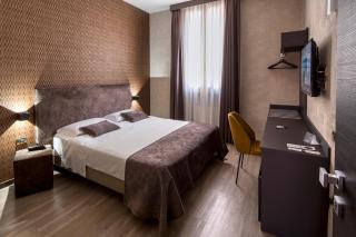 Hotel Astoria - Bolonia - 6