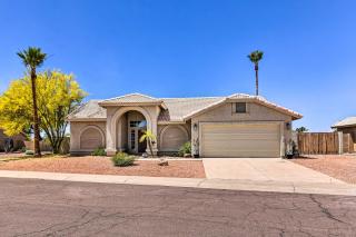 Mod Casa Grande Home with Patio on the Water! - Casa Grande - 9