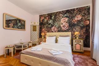 Historical GuestHouse - Braşov - 8
