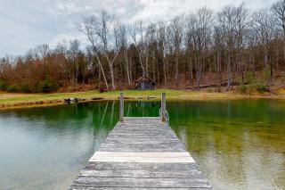 Bluebell Lake Retreat - 9