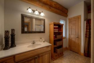 Tetro Rock Retreat - Deadwood - 3