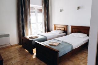 Café Chalet Edelweiss Holiday Home - Zbarazh - 8