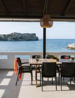 Beach front apartment with swimming pool - Ligaria - 8