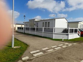 39 The Meadows New Beach Holiday Park - Kent - 7