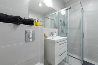 Luxury in City -3- Studio Bright & Secure Free Parking - 3