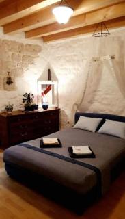 HVAR HEART HERITAGE STONE HOUSE 2 floors, up to 6 persons - Stari Grad - 1