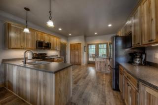 Klassy Lodge - 2