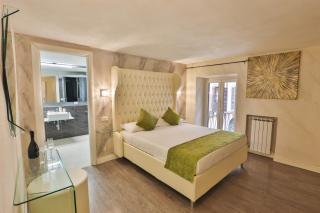 Grottini Luxury Suites ~ Pantheon - 2