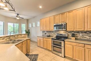 Private Pool and Hot Tub Family Home in Phoenix! - Anthem - 1