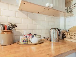 Laburnham Cottage - 3