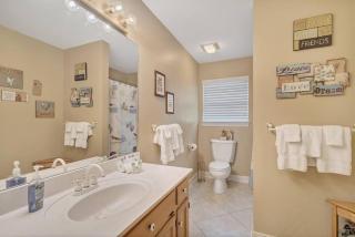 House on Cotton Bayou Spacious Private Bayfront Pet Friendly 5bd 3ba Bonus Loft - Orange Beach - 5