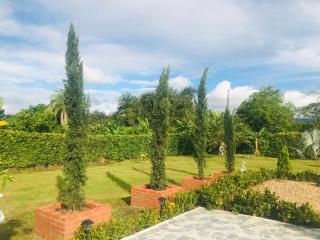 Hermosa Casa de campo grande con aire acon,wifi,piscina,billar !villa ensueño ! - Carmen de Apicalá - 2