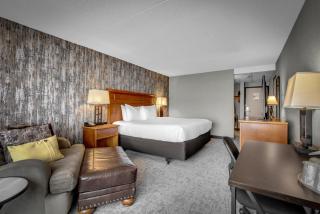 The Academy Hotel Colorado Springs - 1