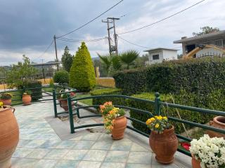 Seaside apartment with private garden - 6