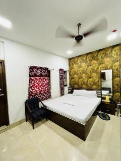 Hotel Airlines - Calcutta - 4