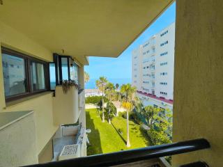 Solana Montemar Terraza Vista Mar 3 - 6